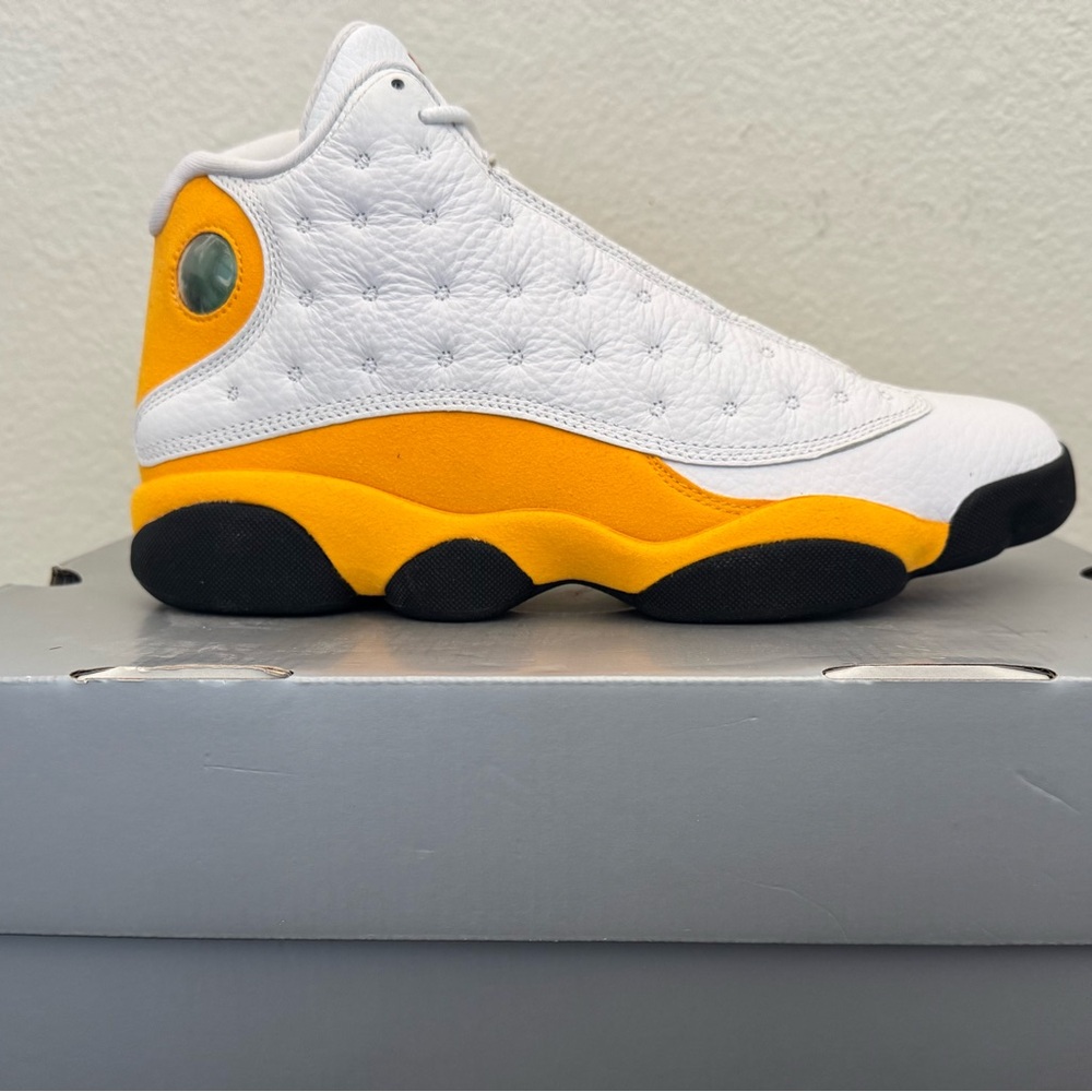 Jordan Retro 13 size 9.5 New